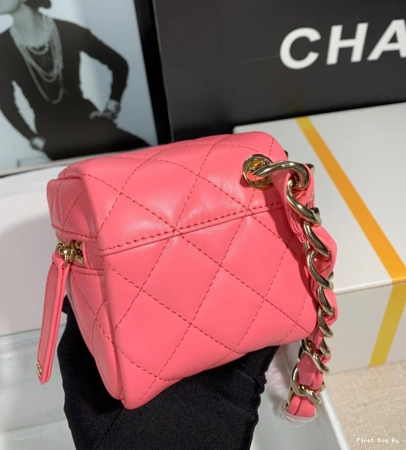 Firstbag Ru CHANEL CHANELUTCH WITH HANDLE 0819